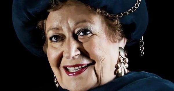 Πέθανε καθηλωμένη σε αναπηρικό καρότσι η πασίγνωστη ηθοποιός του ελληνικού κινηματογράφου