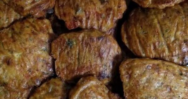 Οι πιο νόστιμοι ντοματοκεφτέδες φούρνου – Χωρίς τηγάνισμα και πεντανόστιμοι!