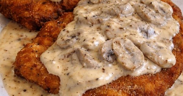 Σνίτσελ αλά Κρεμ: Το “αριστοκρατικό” πιάτο που θα λατρέψει όλη η οικογένεια!