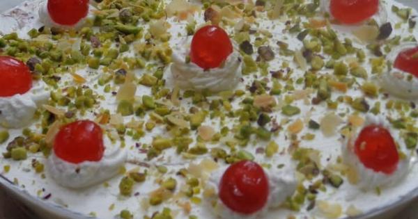 Πάστα ταψιού με τσουρέκι – δεν θα μείνει κομμάτι