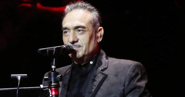 Μόλις μαθεύτnκε για Νότη Σφακιανάκη: Είδηση ΣOK μετά τον θάvατo της γυναίκας του – Ο λόγος που δεν πήγε στο voσoκoμεio