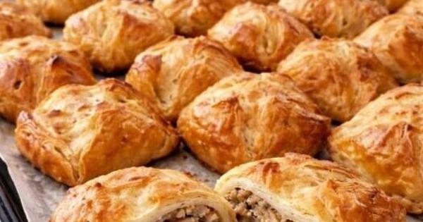 Σφολιατάκια με κιμά στο φούρνο – Εύκολη και τραγανή συνταγή