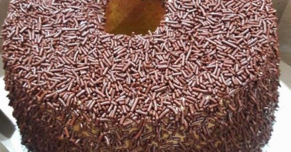 Σούπερ αφράτο κέικ γιαουρτιού που δεν στεγνώνει ποτέ