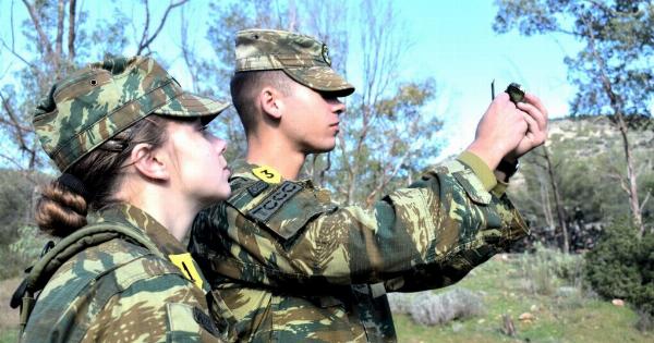Τεράστια αλλαγή για τις γυναίκες και την στρατιωτική θητεία από τον Ιούνιο