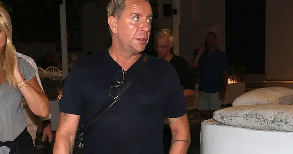 Μαζωνάκης: «Τρόμαξα, γύρισα το κεφάλι» – Συγκλονίζει η μαρτυρία νοσηλεύτριας για τις τελευταίες στιγμές του