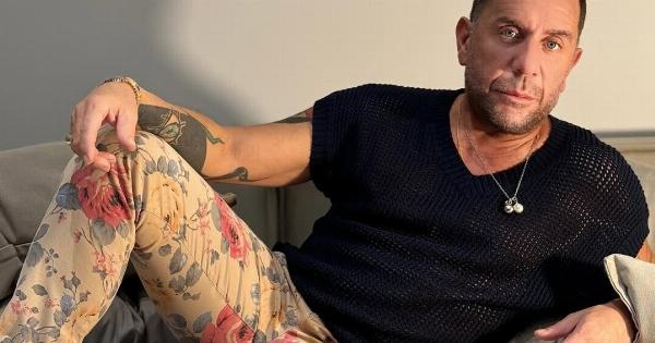 Μαζωνάκης: Οι VIPs που «παρήλασαν» στην Καρνεάδου – Τηλεπαρουσιάστριες, ποπ σταρ, πολιτικοί