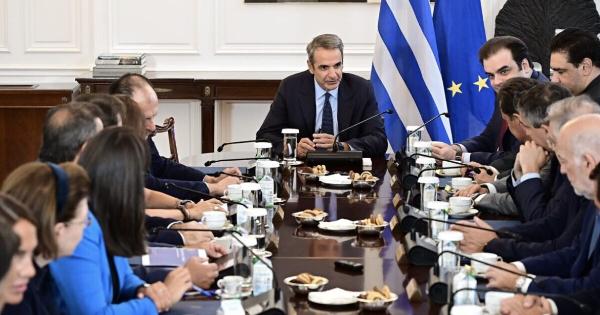 Ραγδαίες εξελίξεις τις επόμενες ώρες: Αλλαγές υπουργών, άρσεις ασυλίας