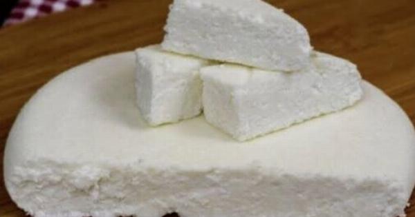 Σπιτικό τυρί με 3 υλικά – εύκολη συνταγή για όλους