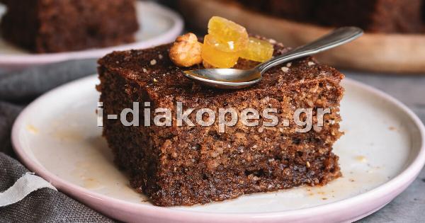 Παραδοσιακή καρυδόπιτα: Αποκαλύπτουμε το μυστικό για να γίνει αφράτη και πεντανόστιμη