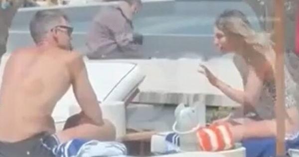 Δεν είδαν τις κάμερες και έγιναν βούκινο: “Πλακώθnκαν” στις ξαπλώστρες, μπροστά σε όλο τον Κόσμο, Αθηνά Οικονομάκου και Μπρούνο Τσερέλα