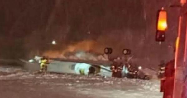 ΣΥΝΤΡΙΒΗ ΑΕΡΟΣΚΑΦΟΥΣ ΤΩΡΑ: ΑΓΝΟΟΥΝΤΑΙ ΟΛΟΙ ΟΙ ΕΠΙΒΑΙΝΟΝΤΕΣ