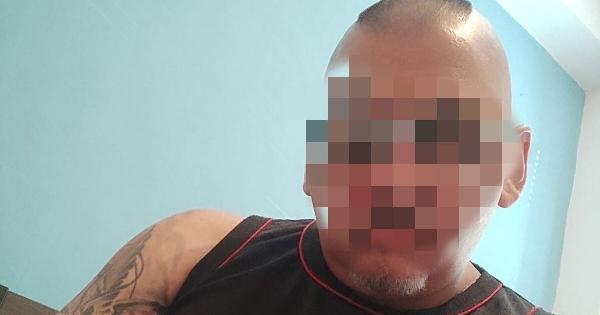 Κυψέλη – Σοκ σε όλο το Facebook: Ανατριχιάζει το τεράστιο τατουάζ στην πλάτη του 43χρονου – Δείχνει ένα παιδί που στο μέτωπο και στο στόμα έχει…