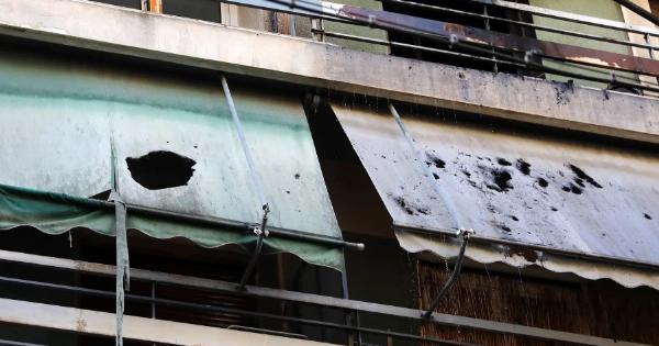 ΕΚΤΑΚΤΟ: ΟΙΚΟΓΕΝΕΙΑΚΗ ΤΡΑΓΩΔΙΑ ΣΤΟΝ ΚΟΛΩΝΟ – ΔΥΟ ΝΕΚΡΟΙ