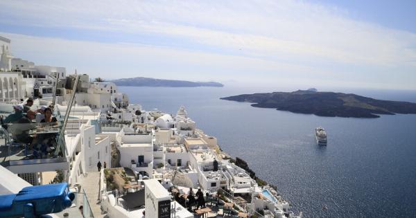 «Κόκκινη προειδοποίηση»: Έρχεται τσουνάμι στη χώρα μας;