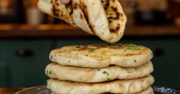 Ξέμεινες από ψωμί; Φτιάξε αυτές τις πιτούλες σε 5 λεπτά