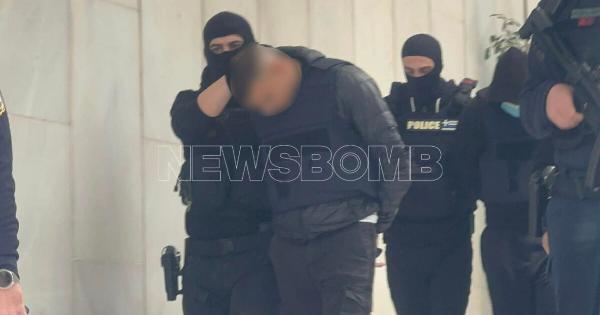 Άγιος Δημήτριος: Αυτός είναι ο 20χρονος ναύτης που δολοφόνησε τον γιο του ταξίαρχου της ΕΛ.ΑΣ.