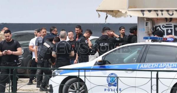 Σε σοκ η χώρα: Πυροβολισμοί έξω από κατάστημα σε κεντρικό δρόμο της πόλης