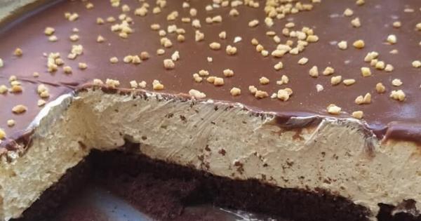 Πάστα ταψιού καραμέλα με σοκολάτα: Η εύκολη συνταγή για εντυπωσιακό γλυκό