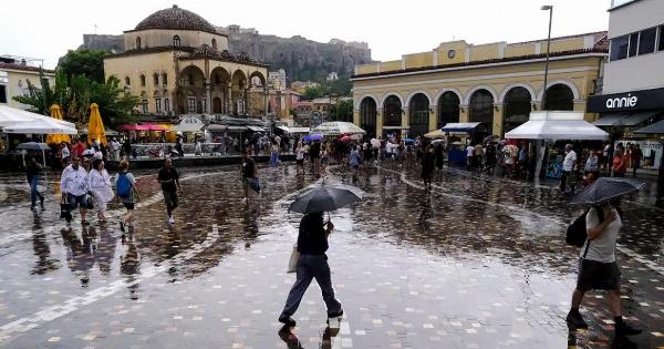 Διπλή κακοκαιρία: Πέφτει έως 8 βαθμούς η θερμοκρασία – Έρχονται βροχές και καταιγίδες