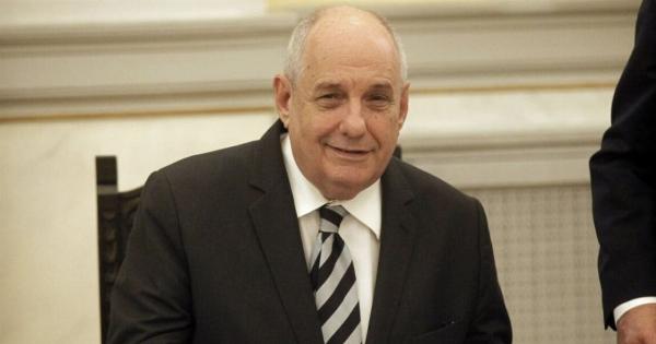 Εκτάκτως στο χειρουργείο ο Τέρενς Κουίκ – Δύσκολες ώρες