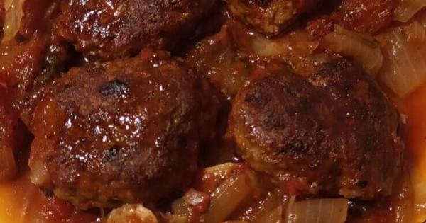 Το μυστικό για αφράτους κεφτέδες στο φούρνο που δεν στεγνώνουν