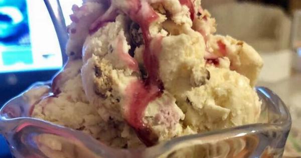 Έφτιαξα παγωτό χωρίς παγωτομηχανή και έγινε τέλειο