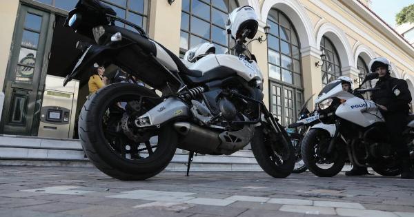 Συναγερμός τώρα στο Μοναστηράκι: Κλείνουν δρόμοι, χάος