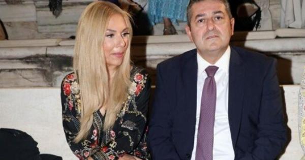 Χαμογελαστός, αδυνατισμένος και υγιέστατος ο Γιώργος Μυλωνάκης: Η πρώτη επίσημη εμφάνιση μετά την περιπέτεια υγείας του