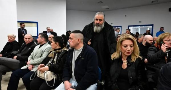 Δεν μπορείτε να πιστέψετε τον πραγματικό λόγο που αναβλήθηκε η δίκη των Τεμπών