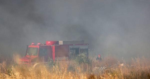 Νέα μεγάλη φωτιά τώρα: Σε ετοιμότητα οι κάτοικοι, δύσκολη μάχη