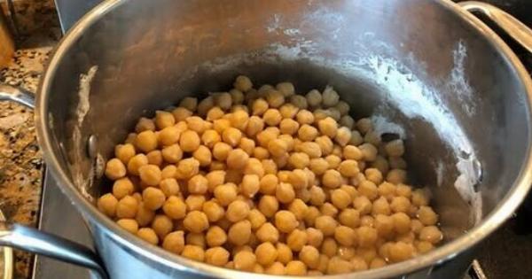 τα ρεβίθια ΔΕΝ μαγειρεύονται έτσι αλλά σχεδόν κανείς δεν το ξέρει. Σας εξηγώ το λάθος