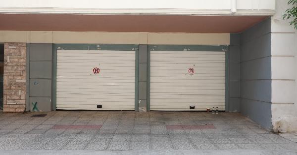 Φρίκη στον Πειραιά: Το νεαρό ζευγάρι πέθανε στο γκαράζ από τις αναθυμιάσεις του air condition – Το μοιραίο λάθος που συγκλονίζει
