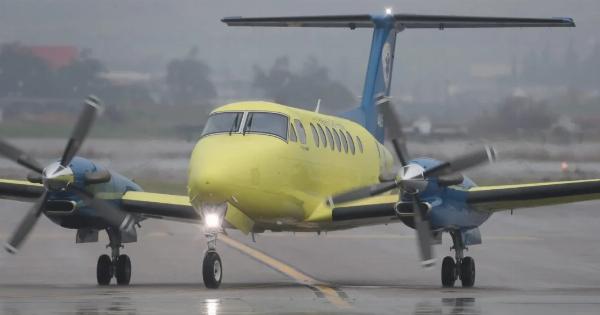 ΛΥΓΙΣΕ ΣΤΟΝ ΑΕΡΑ ΔΗΜΟΣΙΟΓΡΑΦΟΣ ΤΗΣ ΕΡΤ ΜΕ ΤΑ 7 ΦΕΡΕΤΡΑ ΤΩΝ ΟΠΑΔΩΝ ΤΟΥ ΠΑΟΚ