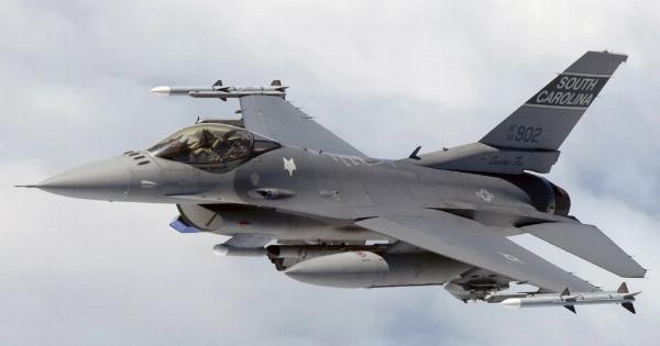Έκτακτο με Τουρκικό Drone και Ελληνικά F16