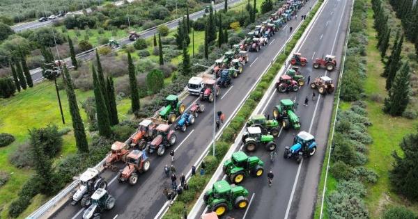 ΕΚΤΑΚΤΟ: Αγρότης έπαθε έμφραγμα πάνω σε καβγά με αστυνομικούς