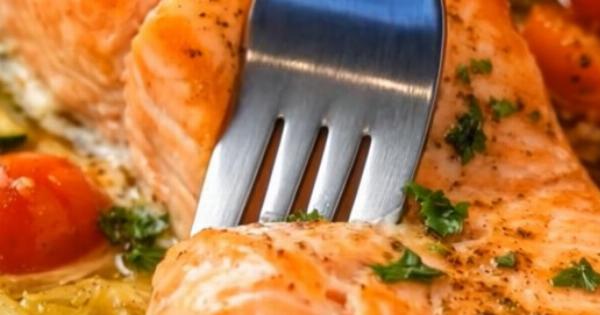 Σήμερα έμαθα αυτό το μυστικό για το πως να μαγειρεύω σολομό και δεν θα τον φτιάξω ποτέ με άλλο τρόπο