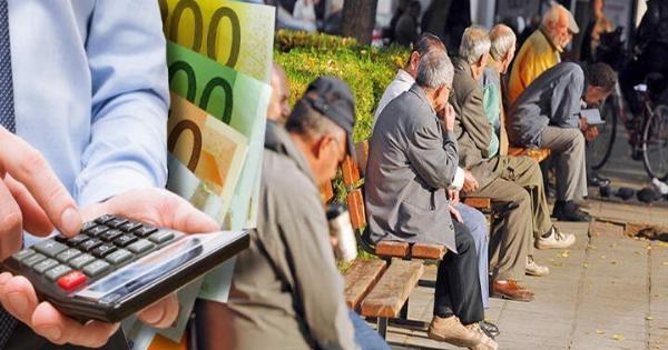 Μόλις το ανακοίνωσε ο ΕΦΚΑ για χιλιάδες Έλληνες συνταξιούχους – Μπαίνουν Αναδρομικά στις 25 Αυγούστου
