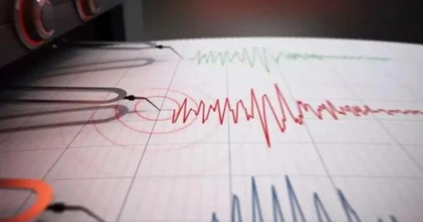 Έκτακτο: Σεισμός 4,9 ρίχτερ τώρα