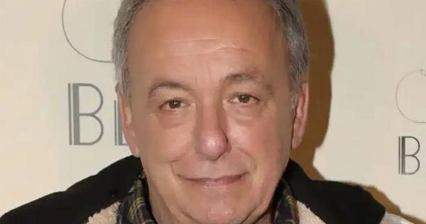 Έκτακτo για Ανδρέα Μικρούτσικο