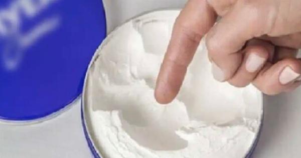 Η κρέμα Nivea στο μπλε βαζάκι έχει υπέροχα οφέλη που πολλοί δεν γνωρίζουν