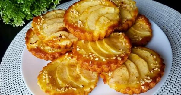 Με 1 αυγό και 1 μήλο έφτιαξα αυτά τα ταρτάκια και ξετρελάθηκαν όλοι