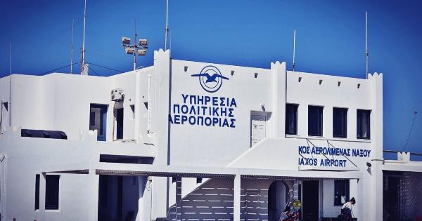 ΑΠΙΣΤΕΥΤΟ ΠΕΡΙΣΤΑΤΙΚΟ ΣΤΟ ΑΕΡΟΔΡΟΜΙΟ ΤΗΣ ΝΑΞΟΥ – ΑΝΔΡΑΣ ΦΩΝΑΖΕ ΟΤΙ ΕΧΑΣΕ ΤΟ ΠΑΙΔΙ ΤΟΥ, ΕΝΩ ΤΟ “ΞΕΧΑΣΕ” ΣΤΟ ΚΑΤΑΛΥΜΑ ΠΟΥ ΔΙΕΜΕΝΕ