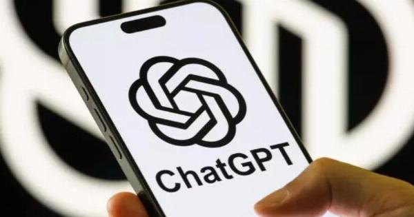«Έπεσε» το ChatGPT παγκοσμίως