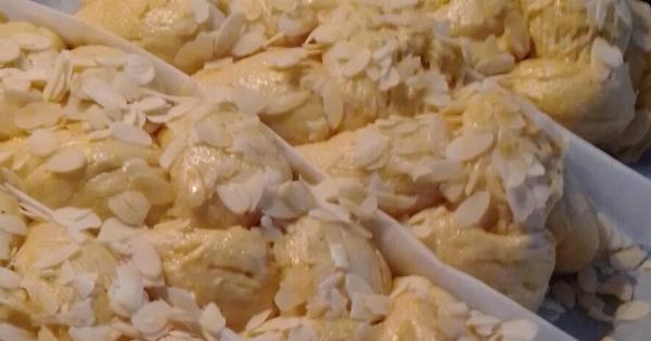 Το μυστικό για τσουρέκια αφράτα με ίνες σαν του φούρνου