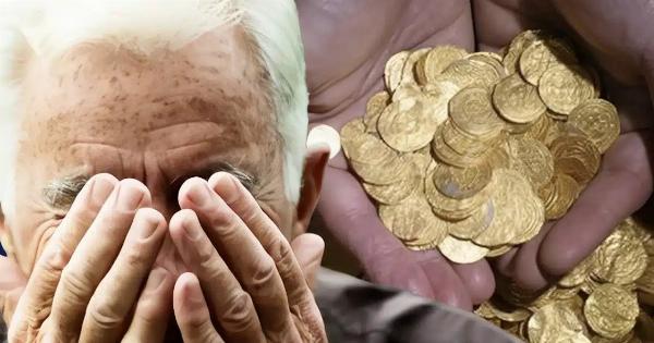 «Ανοίξτε, είμαστε από τη ΔΕΗ» – Σοκ για ηλικιωμένο, του έκλεψαν 663 χρυσές λίρες και πάνω από 20.000 ευρώ σε μετρητά