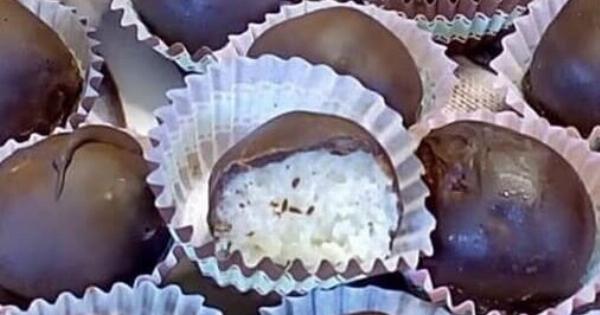 Σοκολατάκια καρύδας  – εύκολη συνταγή με 3 υλικά