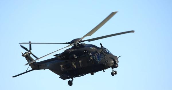 ΣΥΝΑΓΕΡΜΟΣ ΤΩΡΑ ΣΤΑ ΜΕΓΑΡΑ: Προσήχθη 23χρονος για κατασκοπεία στην αεροπορική βάση