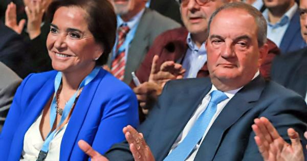 Μόλις έσκασε: Για το αδύνατο η Ντόρα με τον Κώστα Καραμανλή
