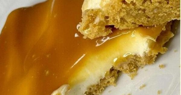 Cheesecake καραμέλας χωρίς ψήσιμο με μπισκότο και κρέμα