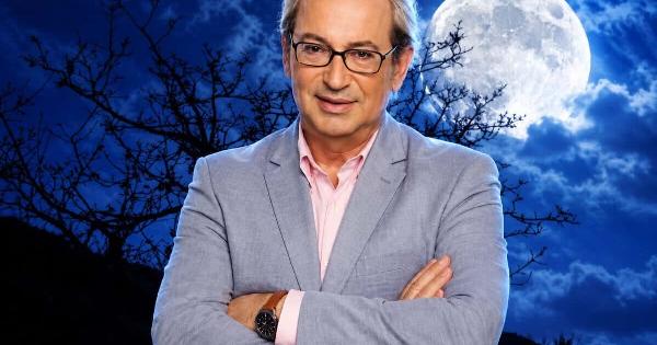 Βόμβες από τον Λεφάκη για την αποψινή Πανσέληνο: Ποια ζώδια παίρνουν διαζύγιο και ποια θα έχουν καυγάδες-Το «Φεγγάρι του Θερισμού» φέρνει αποκαλύψεις